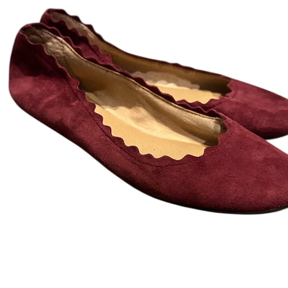 Stitch Fix x Violet & Red Winny Suede Scalloped Flat Shoes Flats Size 6M